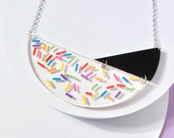 Bib collar necklace (multiple colours)