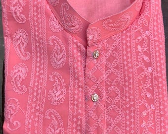 Pigiama rosa Chikankari Kurta da uomo - Elegante abito da sposa indiano