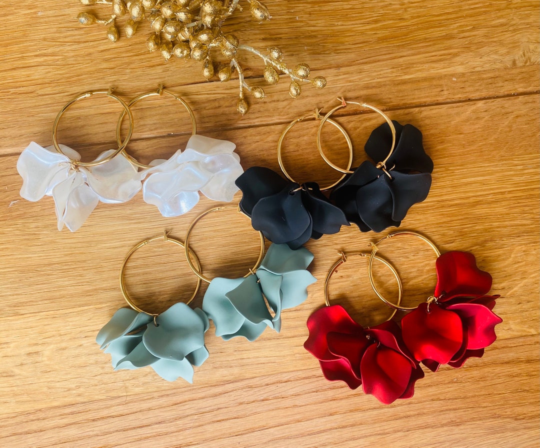Boucles d’oreilles créoles dorées avec perles d’eau douce | AURÉA