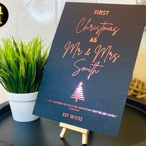 Primo Natale Sposato Custom Foil Print A4 / regali di coppia, Regali di Natale, personalizzato, 1 ° Natale As Mr & Mrs, Pink foil Black card
