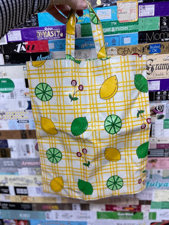 Vintage kitsch fruit oil cloth tote shopping bag.… - image 6