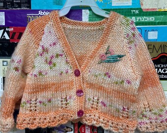 Cardigan tricoté à la main pour bébé et tout-petit avec patch animal en feutre vintage 6-9 mois