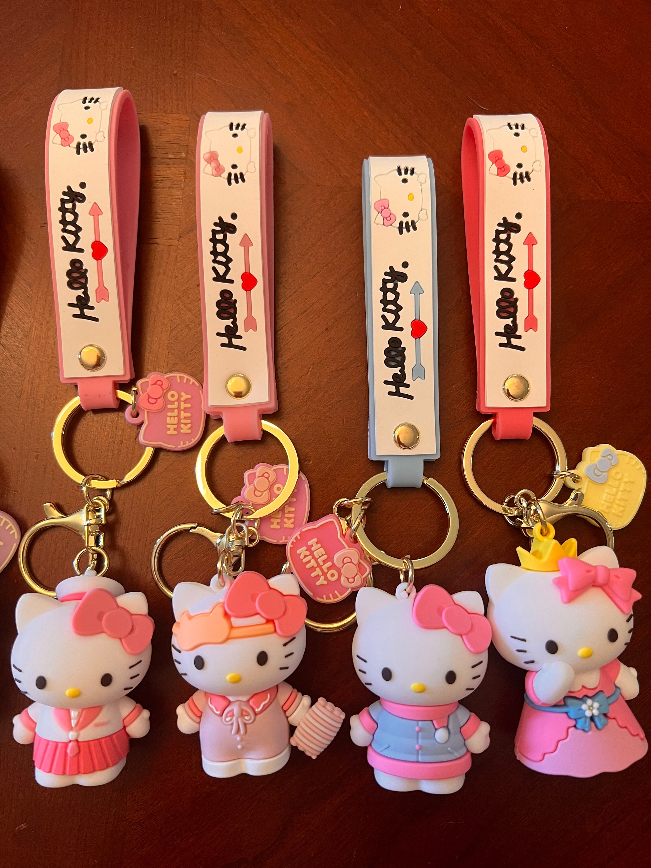 Sanrio Hello Kitty Lanyard Anti-Fall Accessories Beads Wrist Decorate  Hanging Chain Creativity Pendant Versatile Girlfriend Gift - AliExpress