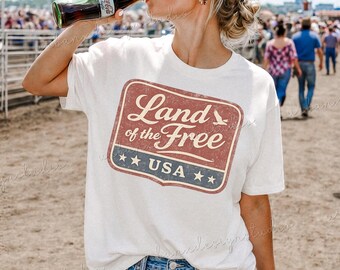 Land of the Free T-Shirt: Vintage Style USA Graphic Tee, USA 250th Anniversary Shirt, Retro Patriotic 4th of July T-Shirt