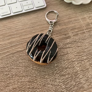 Donut Keychain Chocolate,BUTTER Keychain,Whimsical Keychain,Gift For Pastry Lovers,Kawaii keychain,cute keychain, handmade, apartment decor