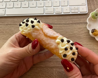 IMÁN CANNOLI, imán de PASTELERÍA, imán peculiar para regalo para amantes de la comida y la pastelería, imán kawaii, imán italiano, decoración de apartamentos, comida sintética