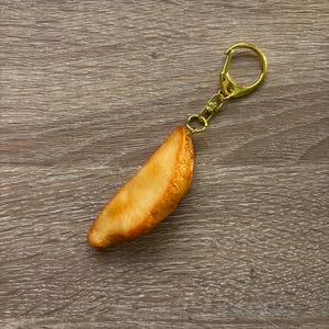 Potato Fries Keychain+Kawaii keychain+cute keychain+unique gift+different gift+fun gift+fast food+American food+handmade+made in Japan