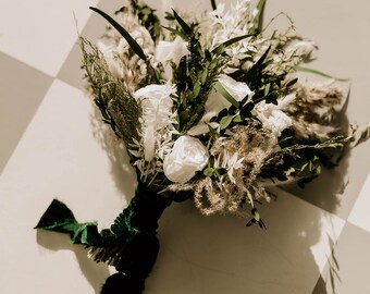 The Rosemary Bridal Wedding Bouquet / Dried Bouquet / Wedding Flowers / Boho Bouquet / White Flowers / Green Flowers / Green Bouquet