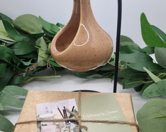 Ceramic Teardrop Hanging burner with variety sample box. All beautifully boxed. Perfect gift for all ocassions.