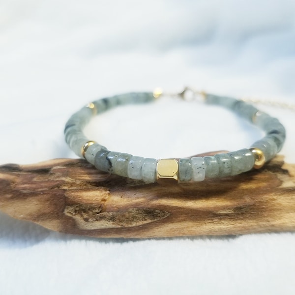 Bracelet Heishi en perles de labradorite véritable et acier inoxydable plaqué doré