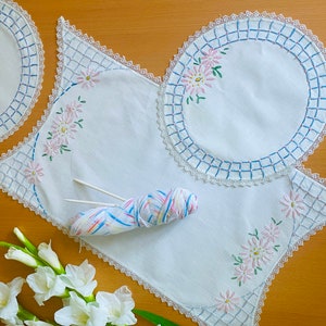 Vintage 3 pc linen vanity set with embroidery and filet lace trim.  Lovely shabby chic set for your dresser.
