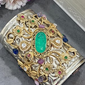 Bracciale ispirato a Sabyasachi, verde smeraldo menta, braccialetti boho in argento ossidato, bracciali polki, bracciali da sposa verde smeraldo, kada boho