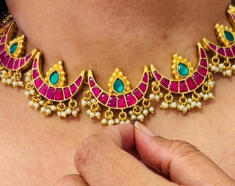 Tyaani inspired jewelry, sabyasachi jewelry, India Jewelry gold, kundan choker set, bollywood, india jewelry polki, jadau necklace set kemp