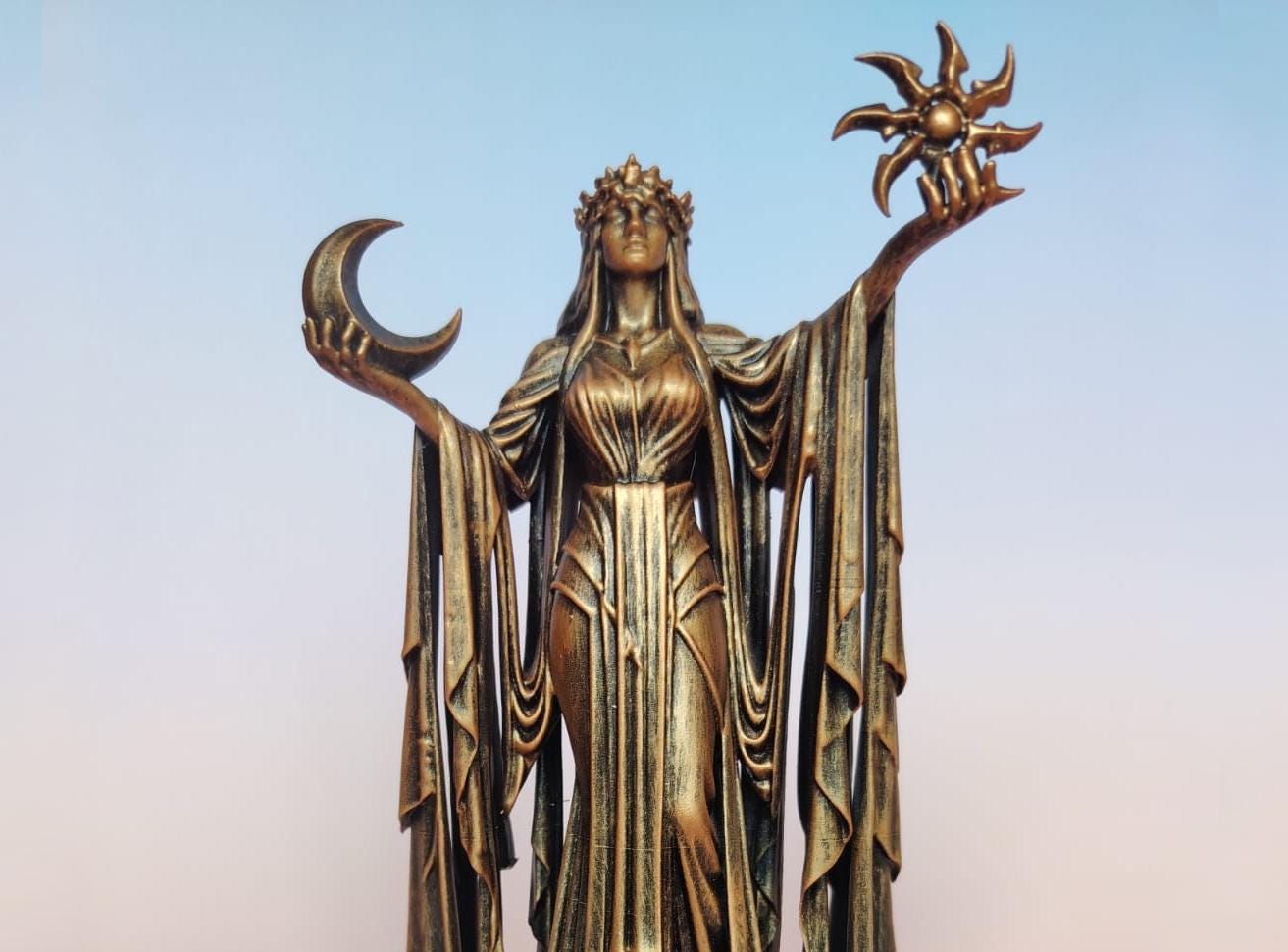 Statuette en résine de Dibella (Elder Scrolls) 20cm/7,90in