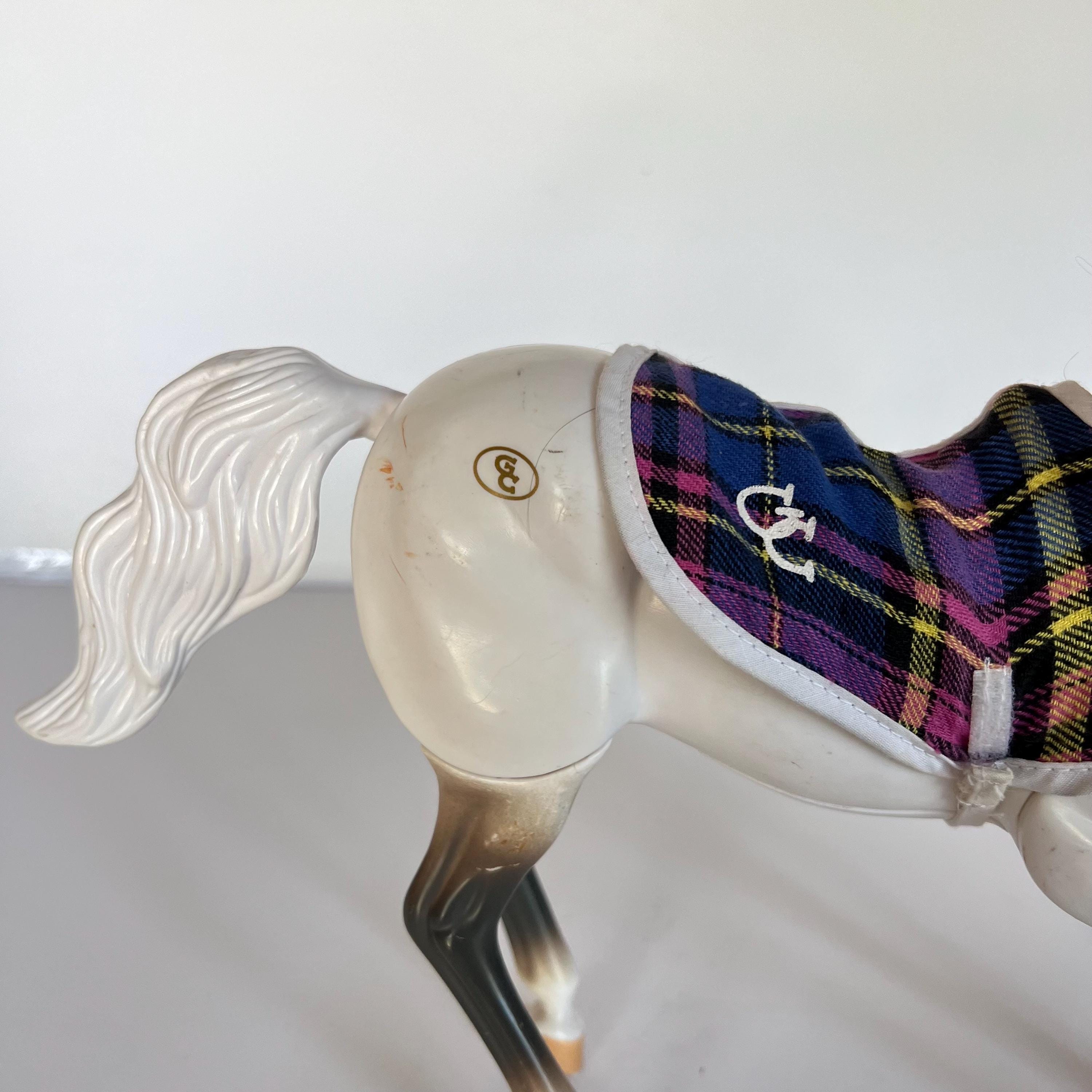 Vintage 1996 Grand Champion Horse Toy - Not Tested - Horse Feed N