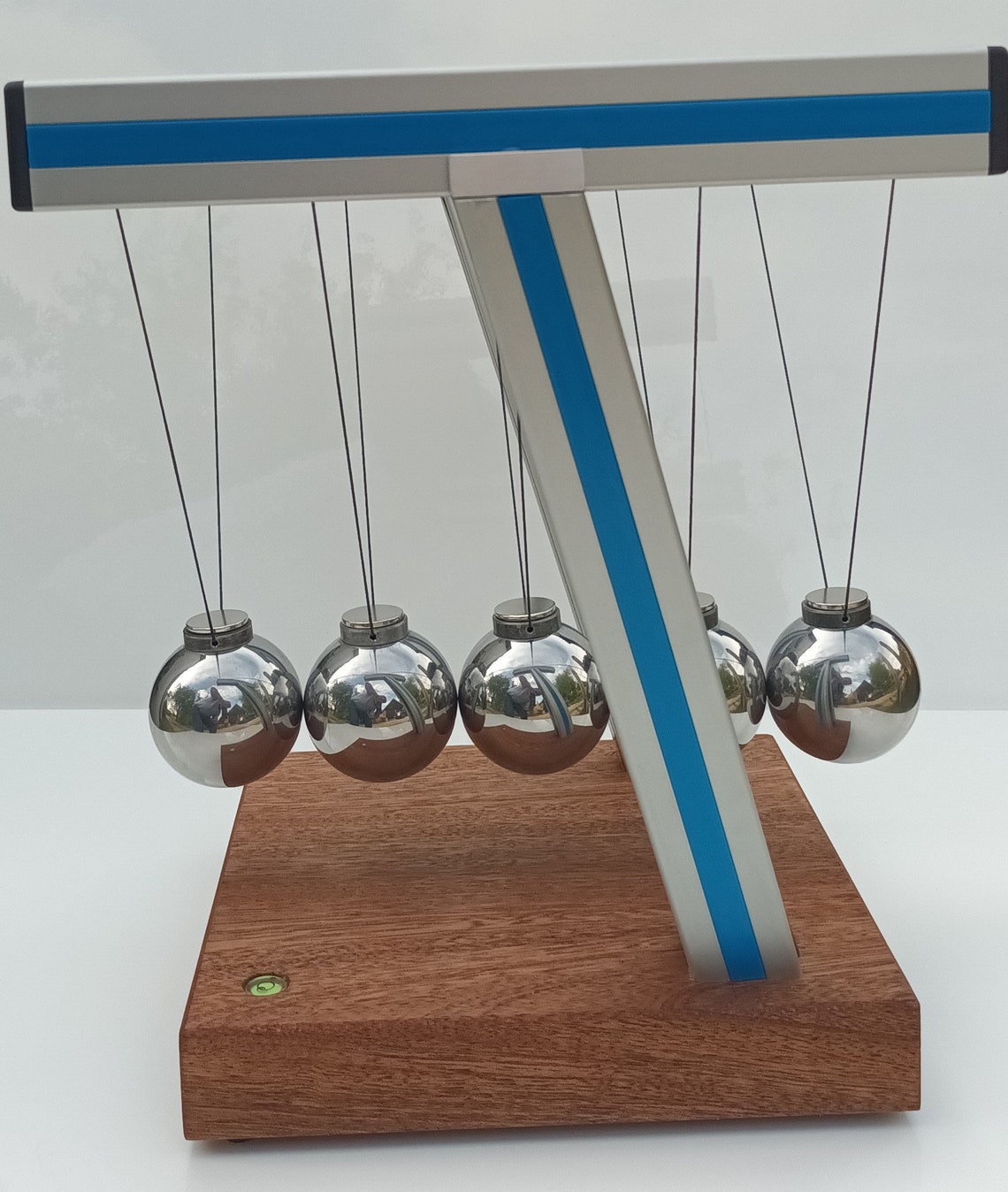 Stunning Very Large Newton's Cradle Ultra Precise Instrument High End