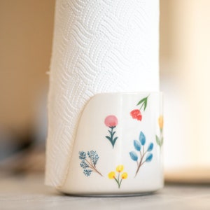 Porta-toalhas de papel, porta-toalhas de papel de cerâmica feito à mão, decoração de bancada floral, decoração de banheiro, decoração de cozinha