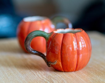 Pumpkin Mug, Halloween Decoration Pottery Pumpkin Cup, Fall Decor, Halloween Gifts, Handmade Ceramic Pumpkin