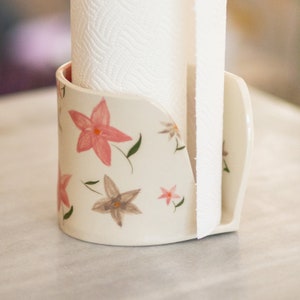 Suporte de toalha de cerâmica, suporte de toalha de papel artesanal, decoração floral de cozinha