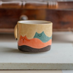 Cat Mountains Coffee Mug Handmade and Hand-painted, Pottery Mug Ceramic Cup zdjęcie 2