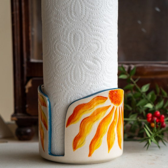 Elenon Sunflower Paper Towel Holder – Metal Countertop Stand, Decorative Kitchen Accessory, 13.4 Inch H