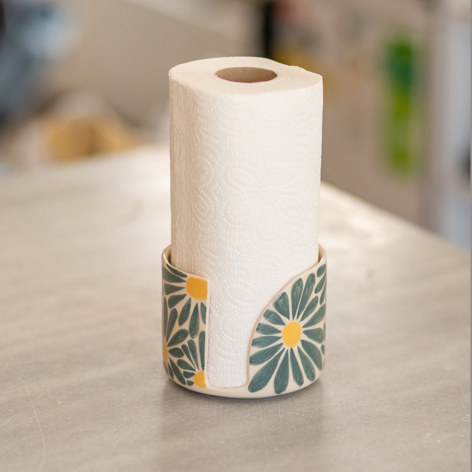 Ceramic Paper Towel Holder Countertop, Summer Kitchen Decor, Housewarming Gift - NO US TARIFFS - Blue Daisy, 5"