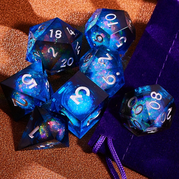 Glitzernde Galaxie Liquid Core DND-Würfelset für Rollenspiele, Dragon Eye Liquid Core-Würfelset, schwarze Dungeons und Drachen-Würfelsets