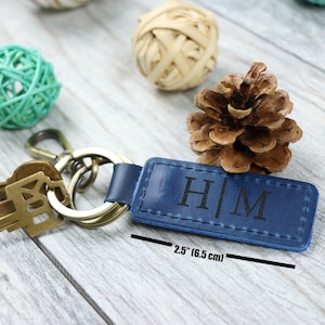 Personalized Leather Keychain, Gifts Under 10, BIRTHDAY GIFT, Gift for Her, Mens Gift, Unisex Gifts, Gift for Dad image 6