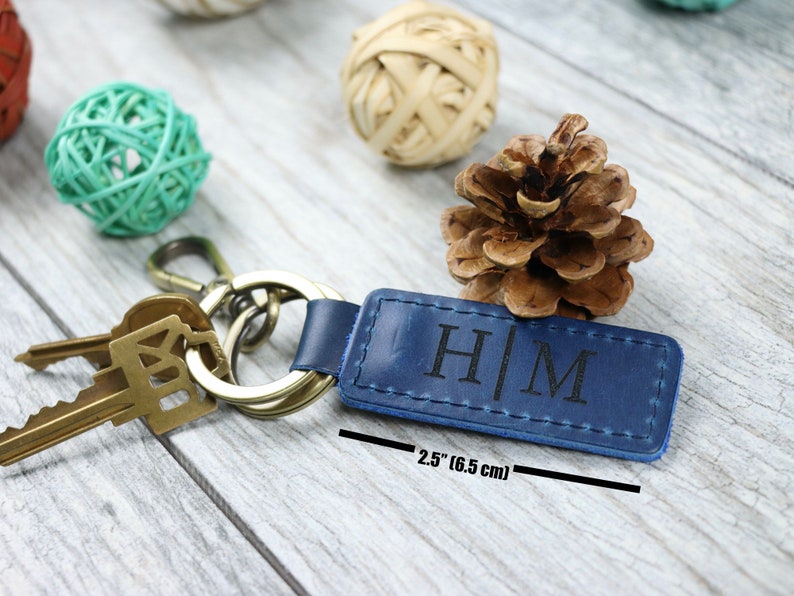 Personalized Leather Keychain, Gifts Under 10, BIRTHDAY GIFT, Gift for Her, Mens Gift, Unisex Gifts, Gift for Dad image 6