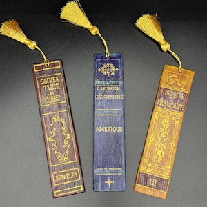 Marque-pages anciens en bois peints à la main
