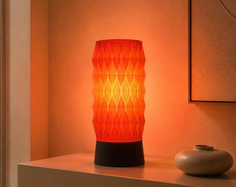 Lámpara C — Lámpara de mesa de diseño, fabricada en Italia