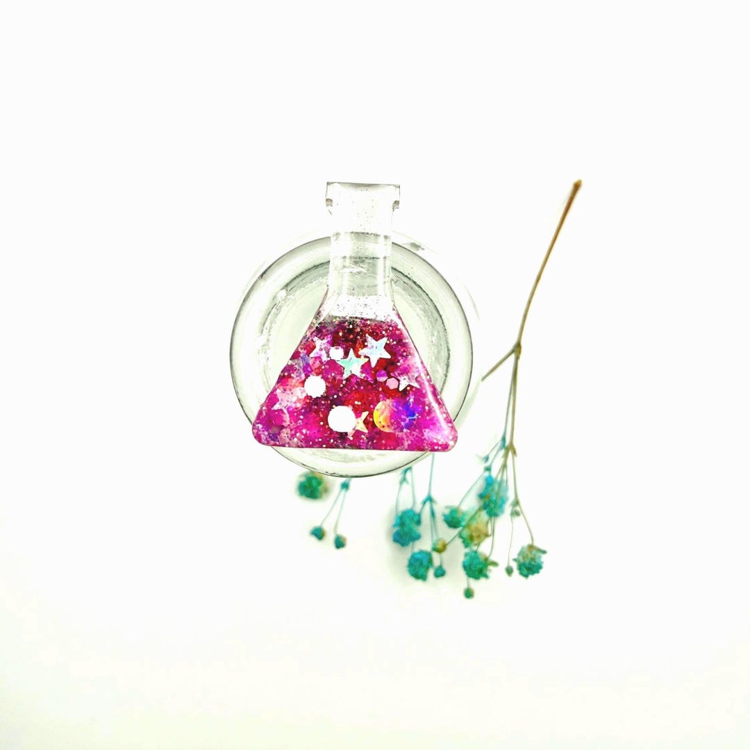 Candy Pink Conical Flask Pin, Glitter Science Resin Badge, Lab Lover ...
