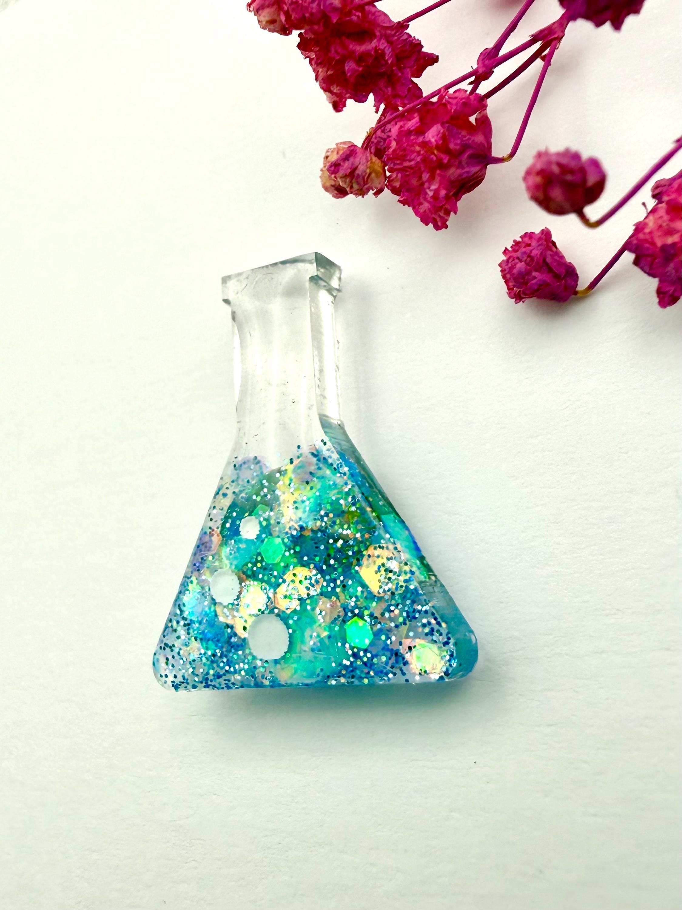 Blue Glitter Conical Flask Pin- Science Pin, Chemistry Badge, Lab Geek ...