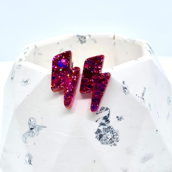 Handmade mini pink holographic glitter lightning bolt hypoallergenic studs (type 2)