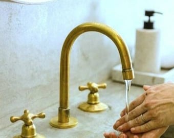 Torneira de banheiro em latão sem verniz, torneira de três furos, torneira de latão para lavatório.