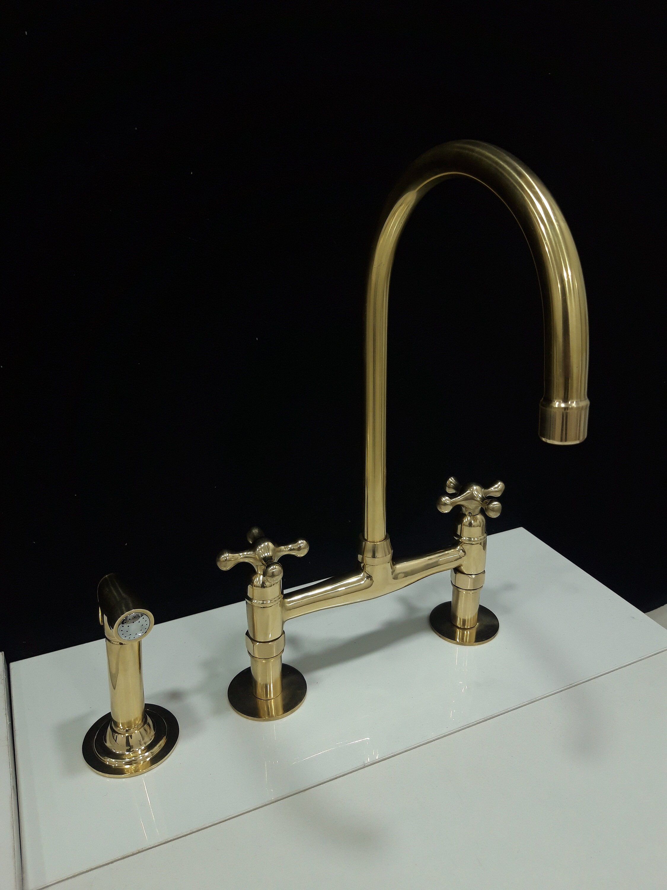 Solid Brass Kitchen Faucetnull