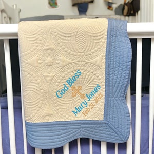 Couverture brodée pour bébé garçon ou bébé fille; Couverture personnalisée de courtepointe pour bébé souvenir de baptême; Couverture pour bébé statistiques de naissance ; Cadeau de fête de naissance