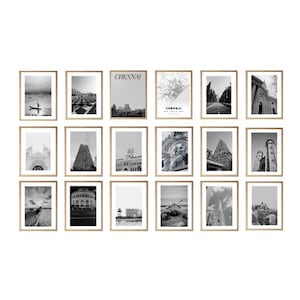 Puede incluir: Una pared de galería con 16 fotografías en blanco y negro enmarcadas de diferentes monumentos y escenas de Chennai, India. Los marcos son todos del mismo tamaño y forma, y están dispuestos en una cuadrícula. Las fotos incluyen un mapa de Chennai, una vista de la playa de Marina y un primer plano del templo Kapaleeshwarar.