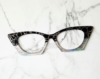 Black Crackle and Silver Holographic Split Magnetic Topper