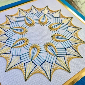 Snow Star/Snow Star - DIY Pattern/Template for Punched Paper Embroidery