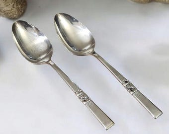 Discontinued Oneida Community Morning Star 1948 Silverplate Serving Spoons Pair