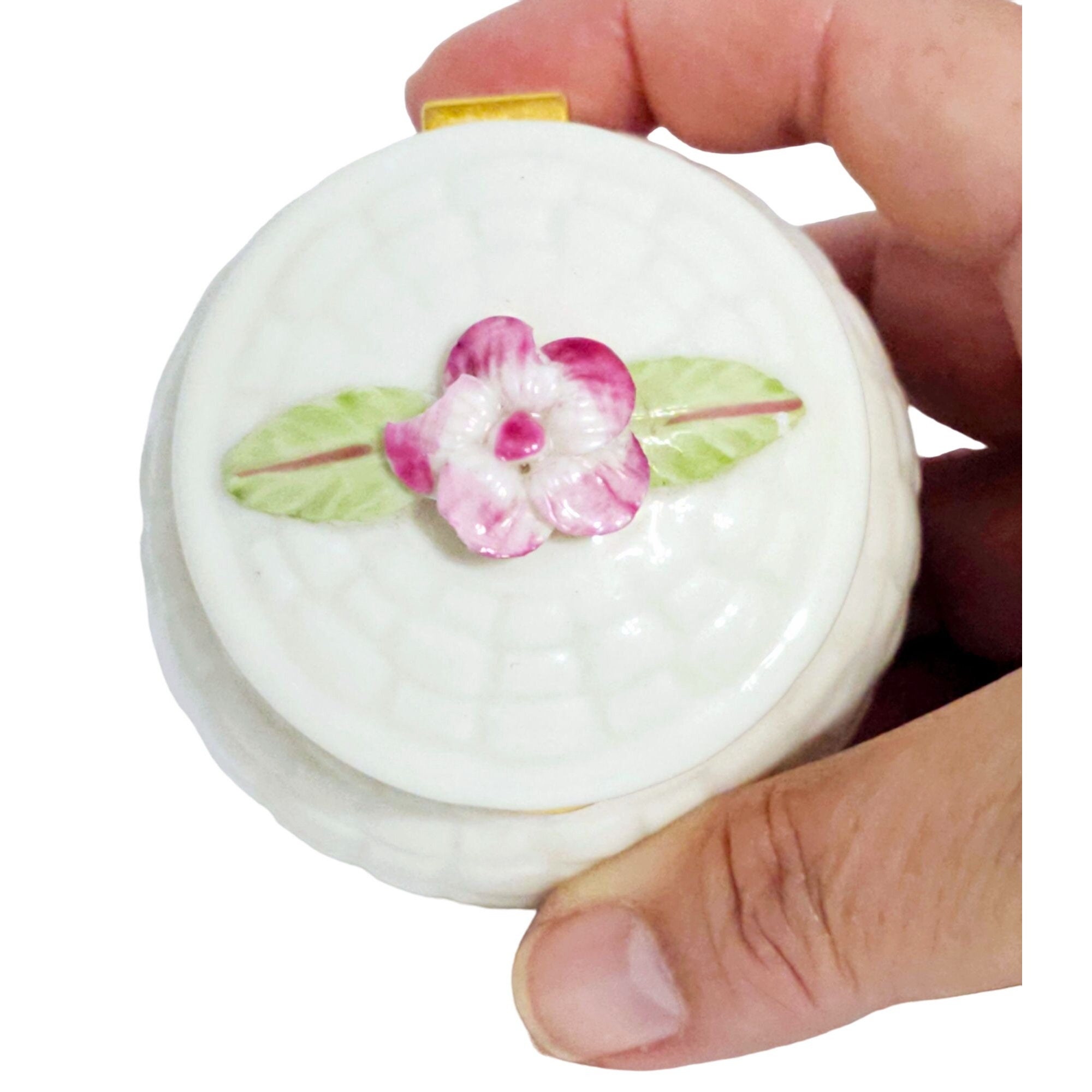 Vintage Belleek August Sweet William Flower of the Month Hinged Trinket