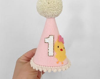 Pink beige little chick girl Easter party hat, 1st birthday, Easter party hat, Chick girl hat, Easter photoshoot hat, Easter cake smash hat