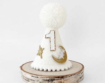 Over the moon birthday party hat, 1st birthday hat, White birthday hat, Shooting star hat, Cake smash, 1st birthday photoshoot, Moon hat