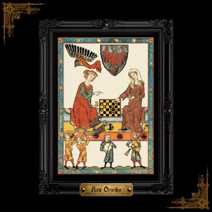Puede incluir: Obra de arte enmarcada de estilo medieval que representa a dos figuras jugando al ajedrez, con figuras adicionales debajo. La obra de arte presenta un escudo y una pancarta. El marco es negro con detalles ornamentados. El texto "Ars Onirika" está en la parte inferior.