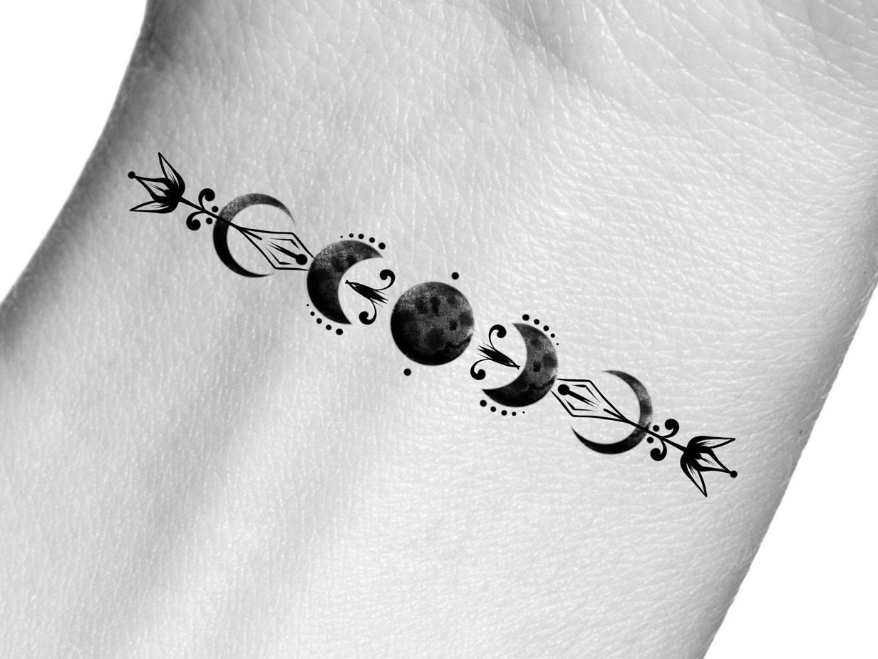 cool moon phases spine tattoo tattoohwadam 3a  KickAss Things