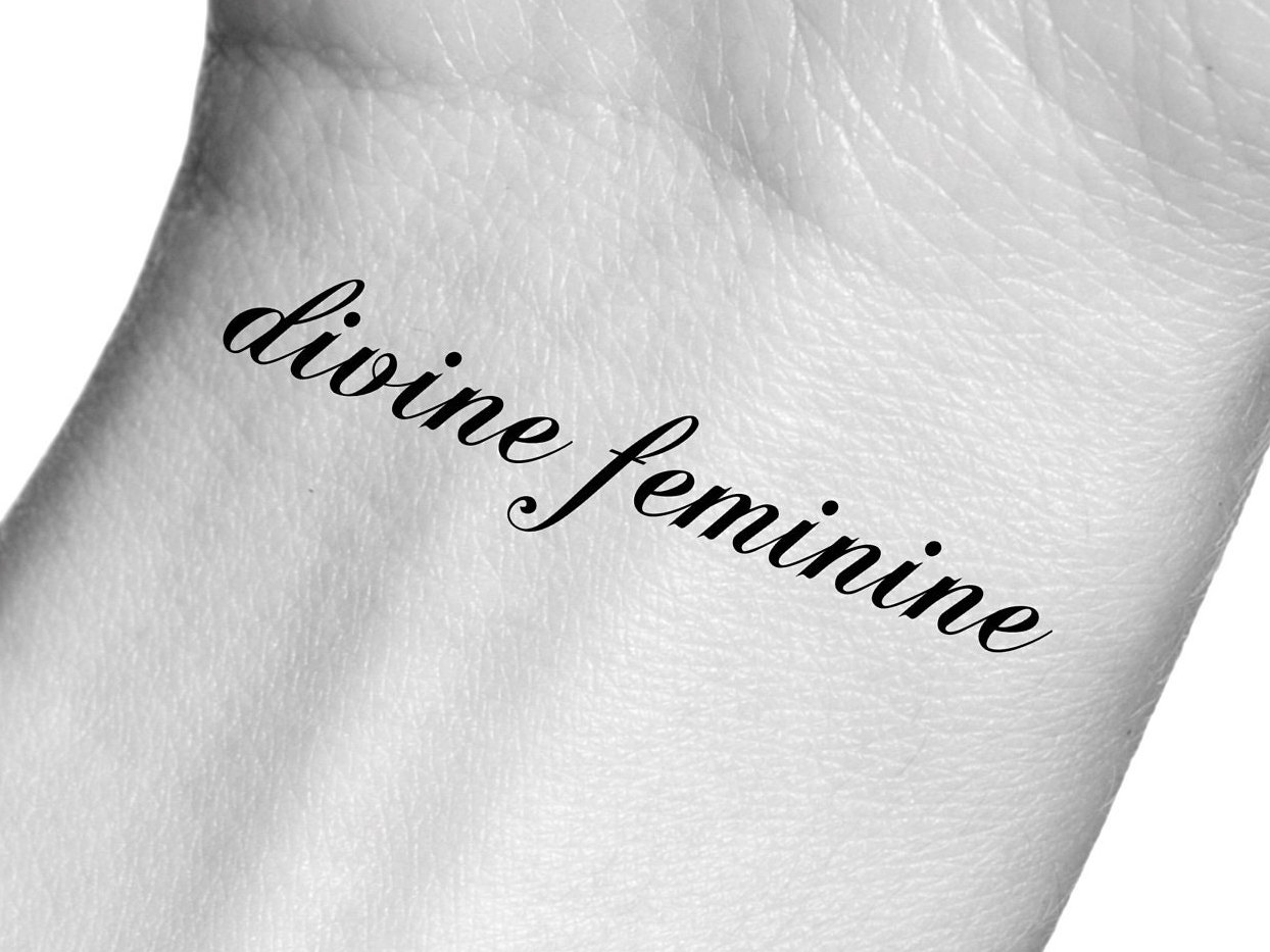 Tattoo uploaded by Ross Howerton • A portrait of Divine by Laura Kennedy  (IG—laurakennedytattoo). #blackandgrey #Divine #LauraKennedy #PinkFlamingos  • Tattoodo