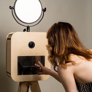 Pro Compact Tribooth Photo Booth