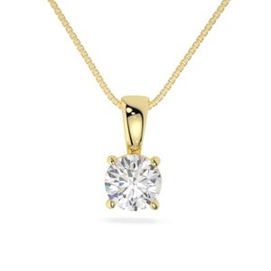 2 ct VVS1 Moissanite Round Solitaire 14Kt Solid Gold Pendant