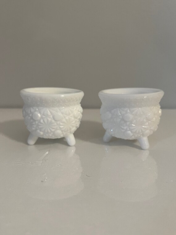 LE Smith Milk Glass Footed Compote Bowl Daisy and Button Etsy